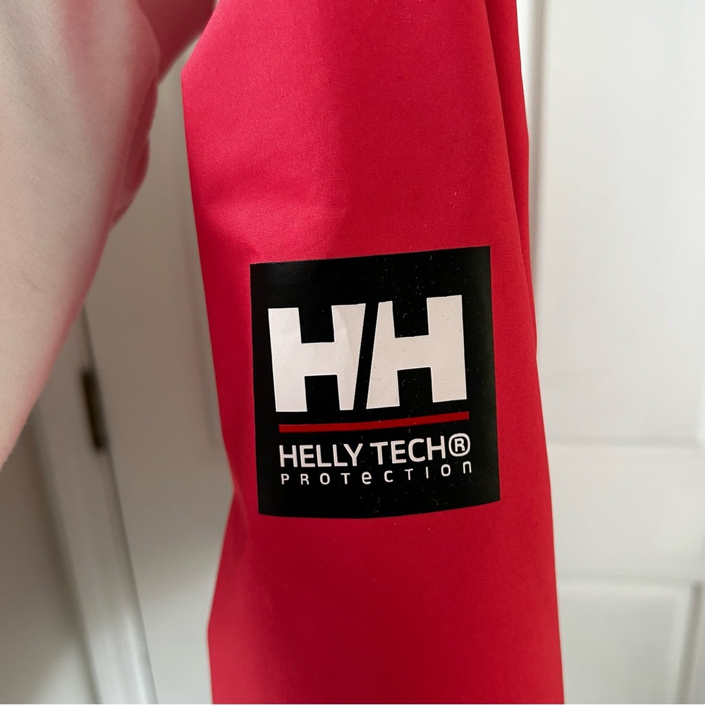 Pink Helly Hansen Jacket, Medium - image 4